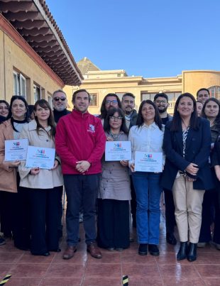 Certifican a funcionarios en promoción de espacios terapéuticos para impulsar la reinserción social juvenil