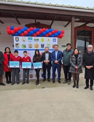 Más de 6 mil estudiantes de la región recibirán notebooks con internet gratuito para fortalecer su aprendizaje