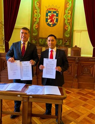 Del Valle de Elqui a la Capital: Convenio busca llevar lo mejor de Paihuano a Santiago y viceversa