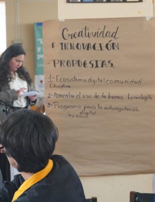 Estudiantes, docentes y apoderados de La Serena reflexionaron sobre uso responsable de plataformas digitales y su aporte a los aprendizajes