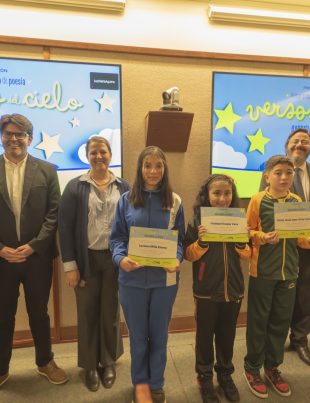 Gabriela Mistral y los cielos de la región se unieron en exitoso concurso literario