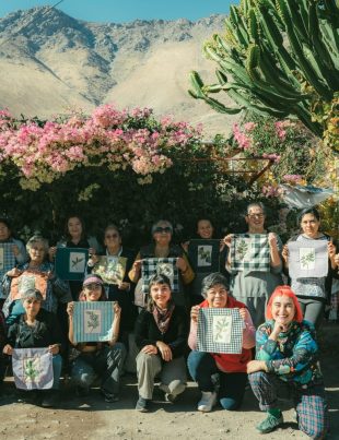 Cultivar la memoria exposición de bordados revive el legado Mistraliano a 80 años del Nobel