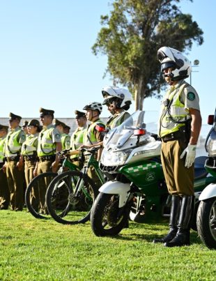 Carabineros abre 18 cupos laborales en distintas regiones del país
