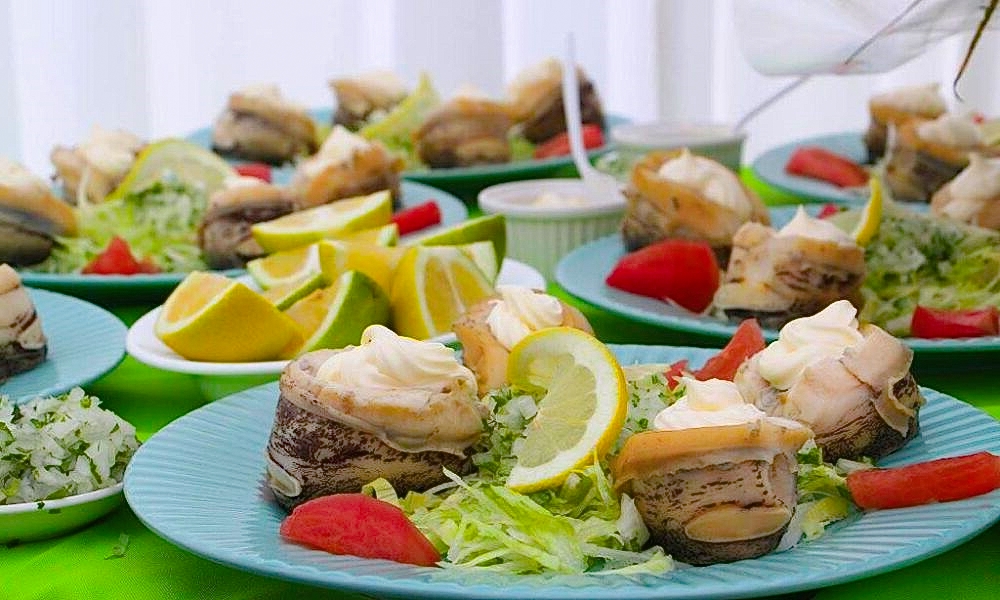 Fiesta del Loco 2026: La Región de Coquimbo se viste de fiesta este domingo en Caleta Hornos