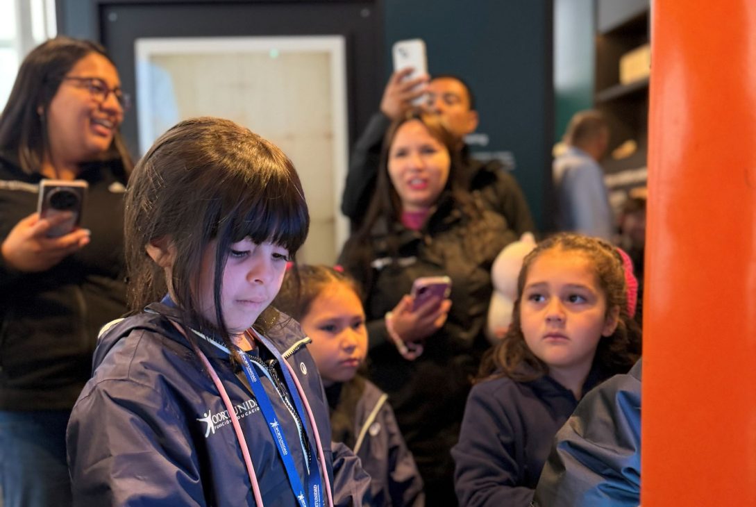 Invito a las familias a participar en Haz que Despeguen un viaje único junto a los niños