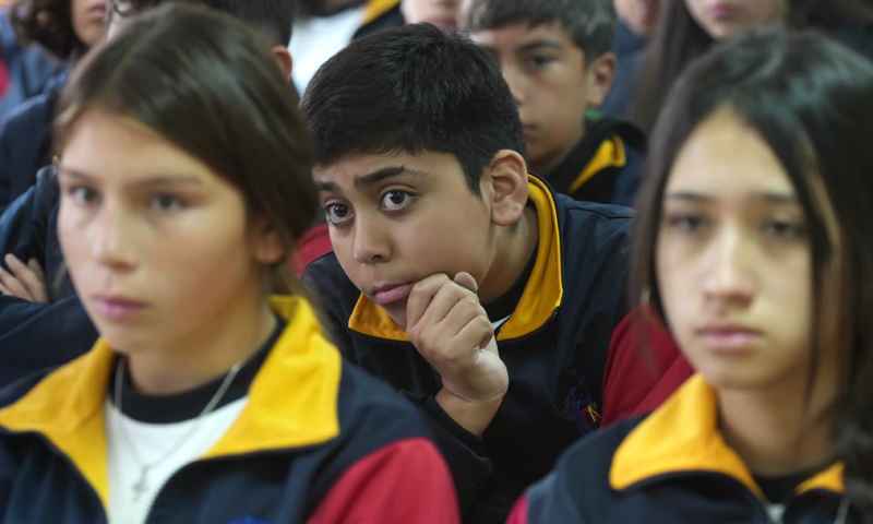 Autoridades regionales presentan medidas del programa “Escuelas Protegidas” en colegio de La Serena