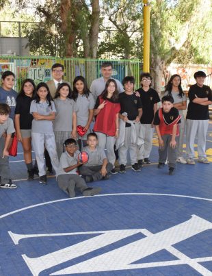 Seremi de Educación Marcelo Salvo Meneses visita el Colegio Antonio Varas